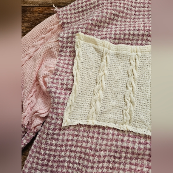 POL Patchwork Sweater Shacket - Pink Cable Knit - Size Medium - Picture 6 of 8